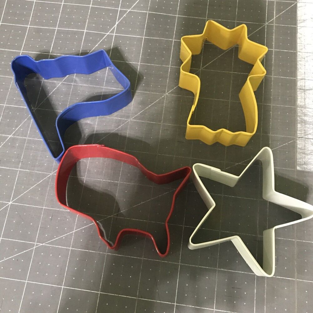 Vtg Wilton Cookie Cutters Set of 4 Patriotic Flag Shooting Star USA Map - Picture 2 of 4